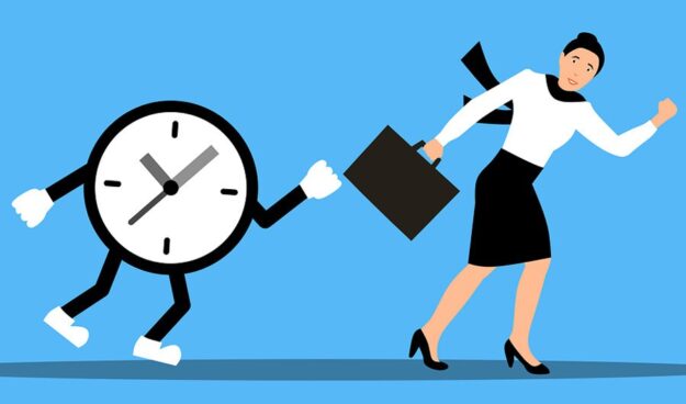 woman-5762754_1280W on time graphic with clock